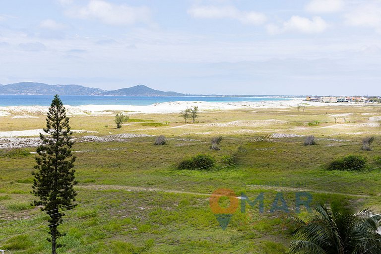 Apartamento pé na areia em Cabo Frio | RDC 60/302