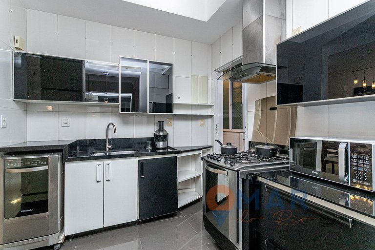 2BDRs: 2 minutes from Copacabana Beach|CR 34/502