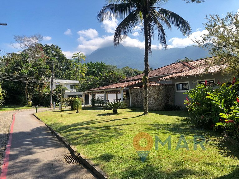 House with Pool and Kids Area in Angra dos Reis