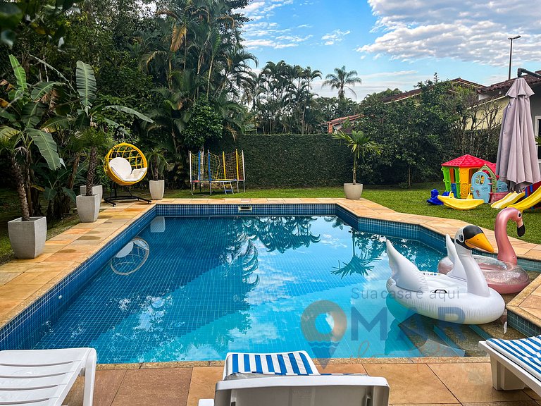 House with Pool and Kids Area in Angra dos Reis