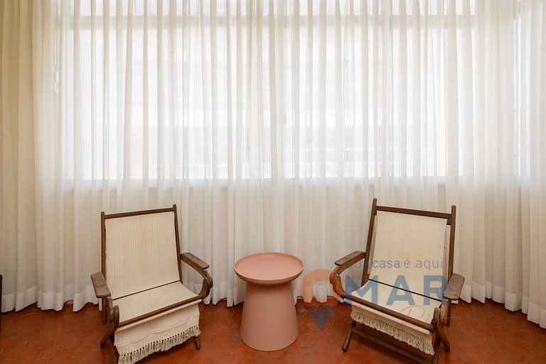 Amplo 3 Qtos com Varanda e Garagem | NSC 664/708