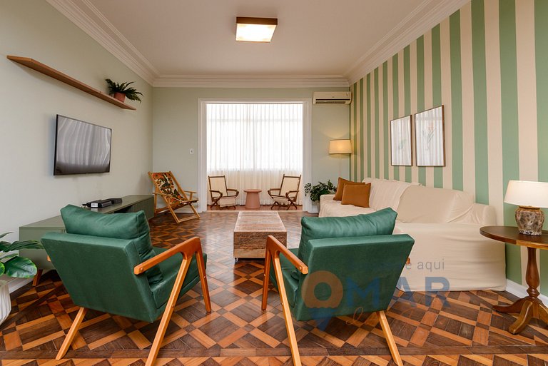 Large 3BDRs with balcony and garage | NSC 664/708