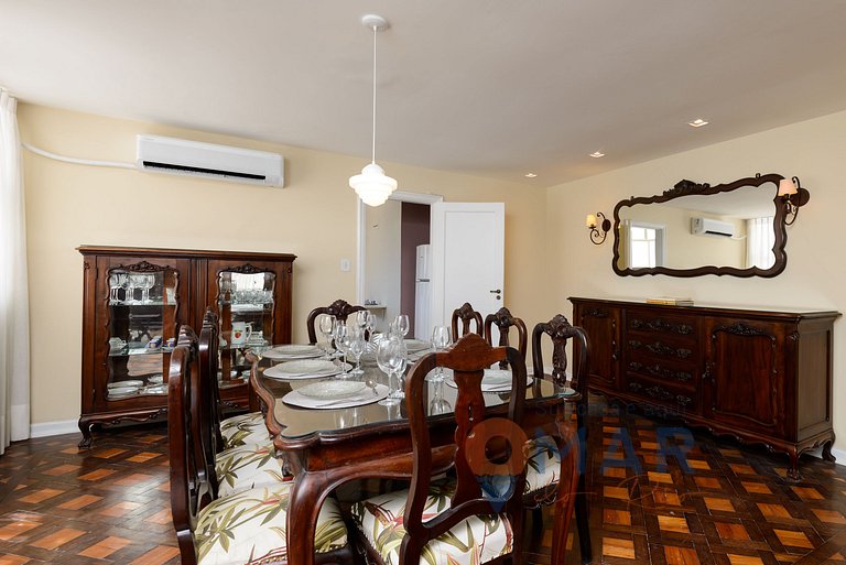 Large 3BDRs with balcony and garage | NSC 664/708