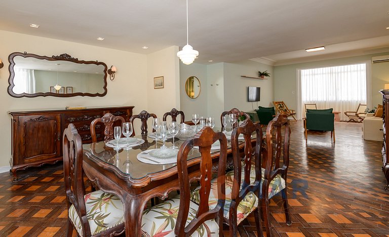 Large 3BDRs with balcony and garage | NSC 664/708