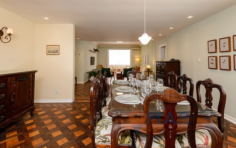 Amplo 3 Qtos com Varanda e Garagem | NSC 664/708