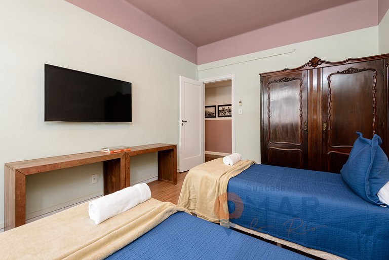 Amplo 3 Qtos com Varanda e Garagem | NSC 664/708