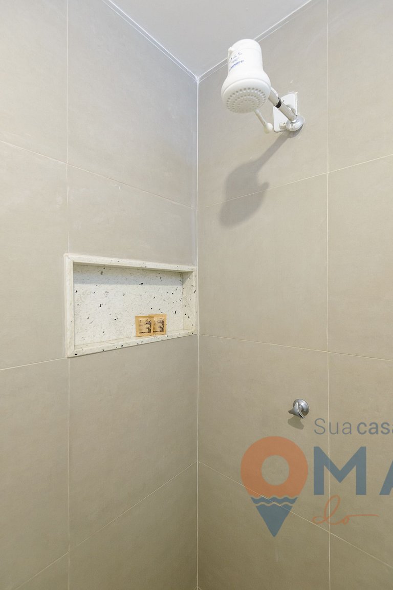 Amplo 3 Qtos com Varanda e Garagem | NSC 664/708