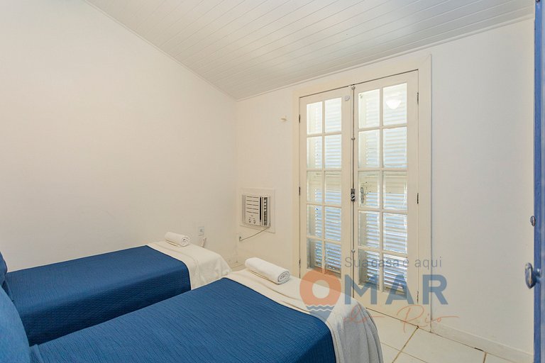 Búzios Beachfront – Seafront Home | MJ 166