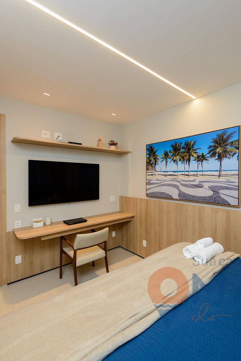 Sophisticated 1BDR 5 Min from the Beach|BR 450/805
