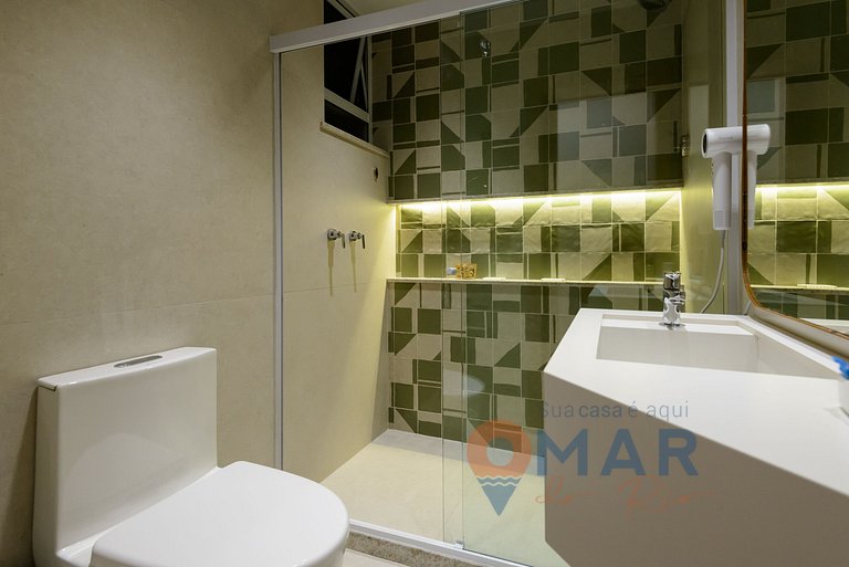 Sophisticated 1BDR 5 Min from the Beach|BR 450/805