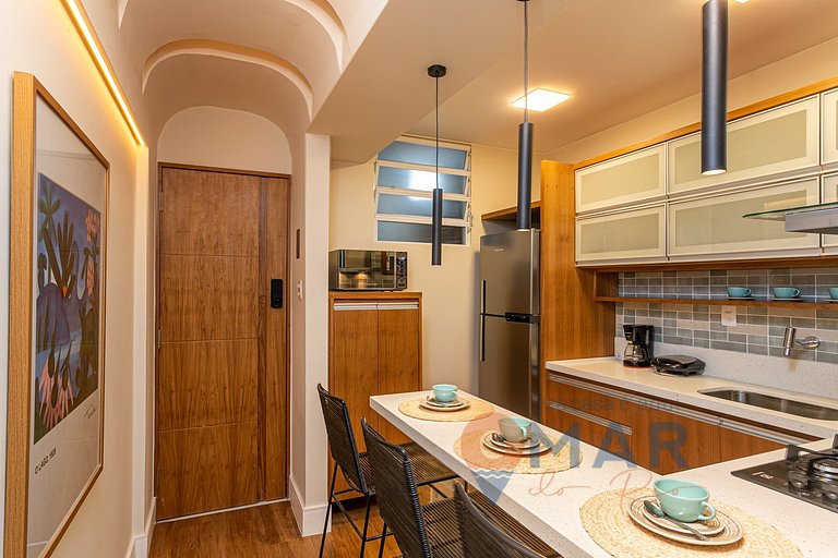 Apartment on Copacabana Beach Block | BRX 58/401