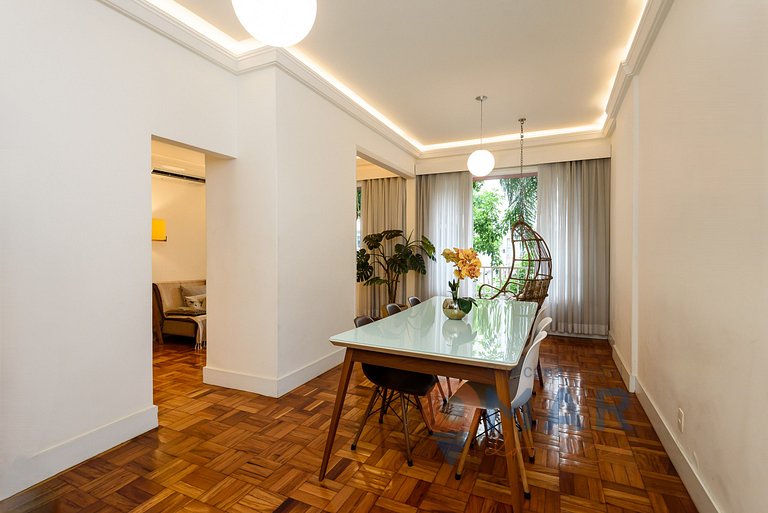 2 BDRs, 5 min from Copacabana Beach | FS 95/202