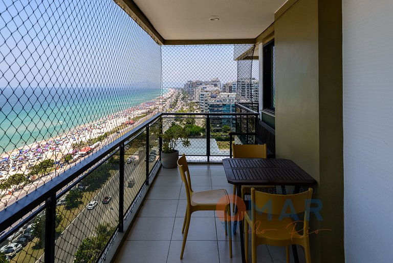 High-End Beachfront Apartment | LC 4700/1020
