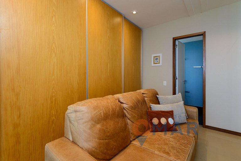 High-End Beachfront Apartment | LC 4700/1020