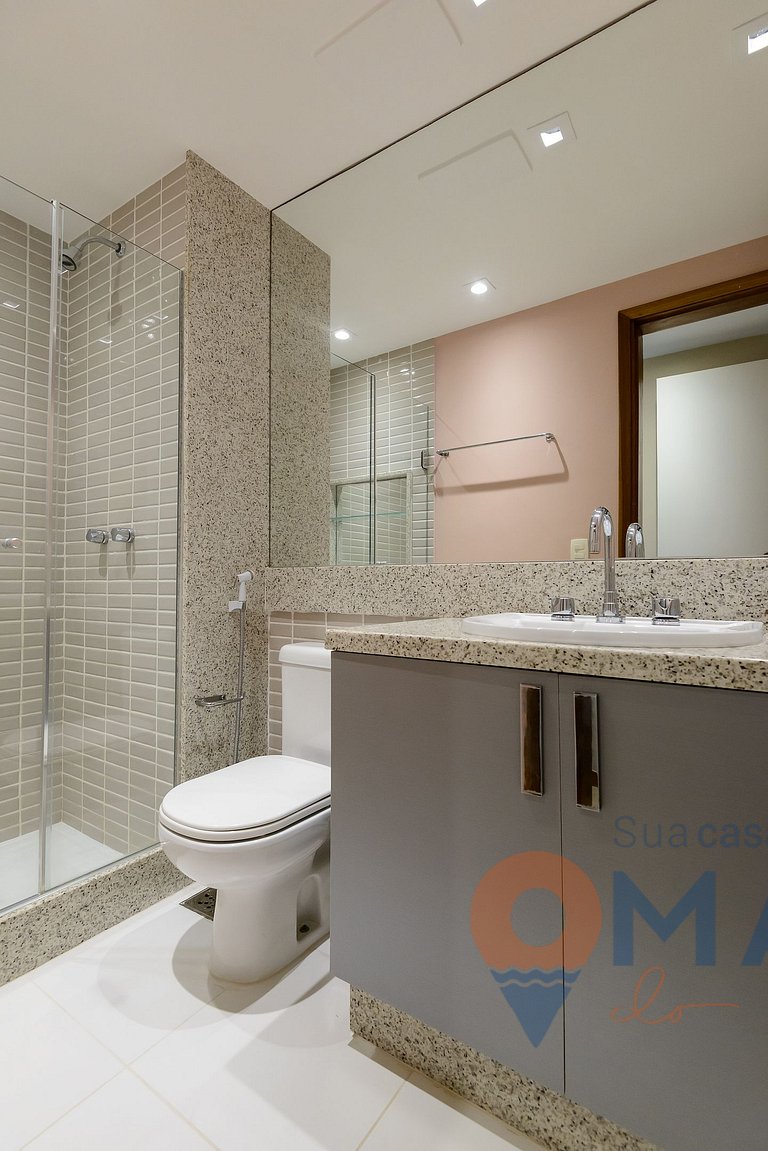 High-End Beachfront Apartment | LC 4700/1020