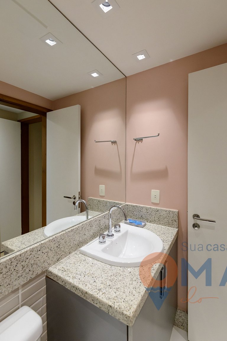 High-End Beachfront Apartment | LC 4700/1020