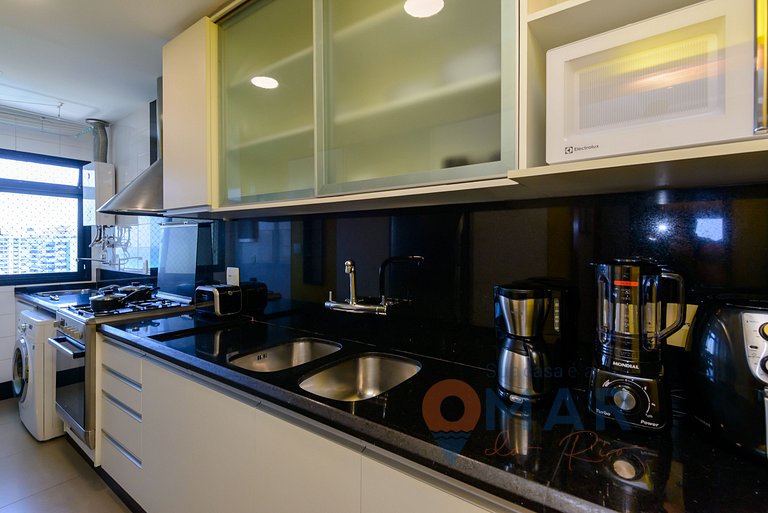 High-End Beachfront Apartment | LC 4700/1020