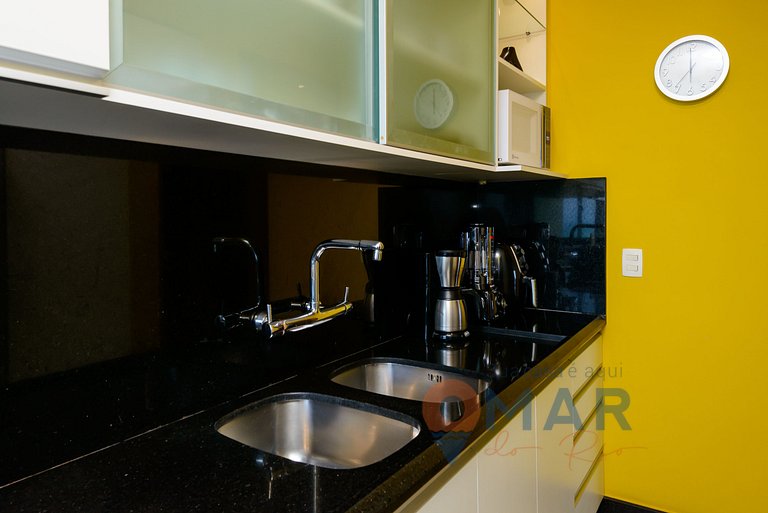 High-End Beachfront Apartment | LC 4700/1020