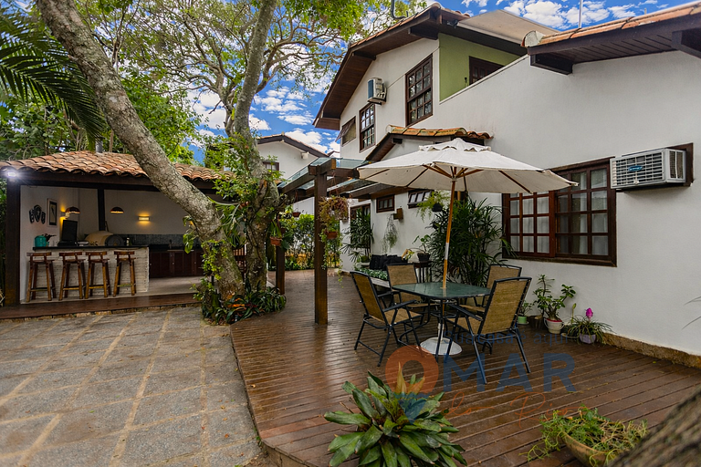 Beach House in Búzios with Gourmet Area | CE 30