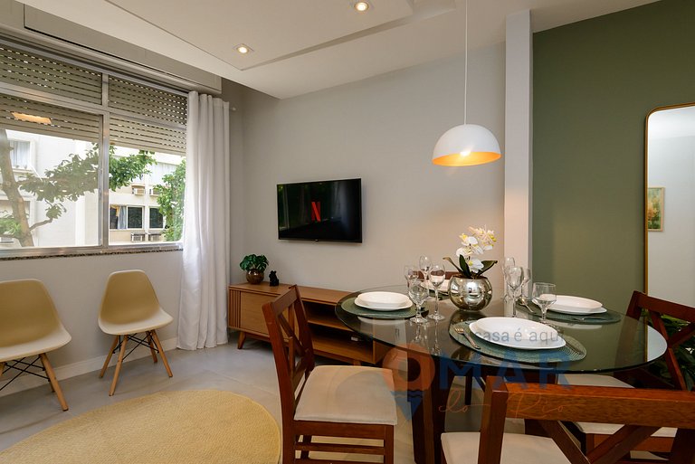 3 BDR in Leme, 1 Minute From the Beach |GS 257/404