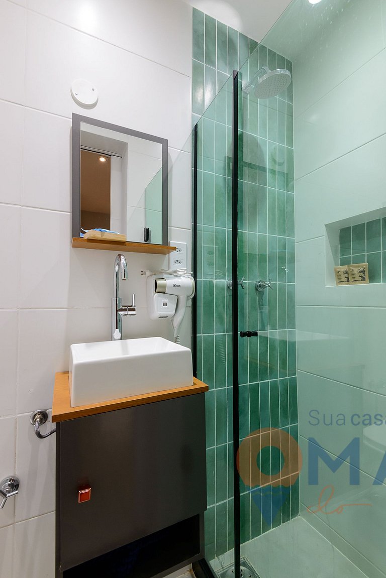 3 BDR in Leme, 1 Minute From the Beach |GS 257/404