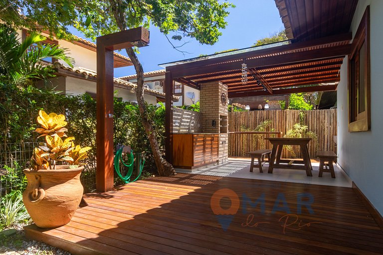 Casa em Búzios com 3 Suítes e Churrasqueira| VF 09