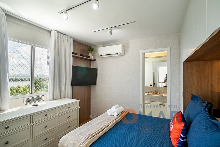 Duplex: Pool, Garage, and Gourmet Area|FL 960/602