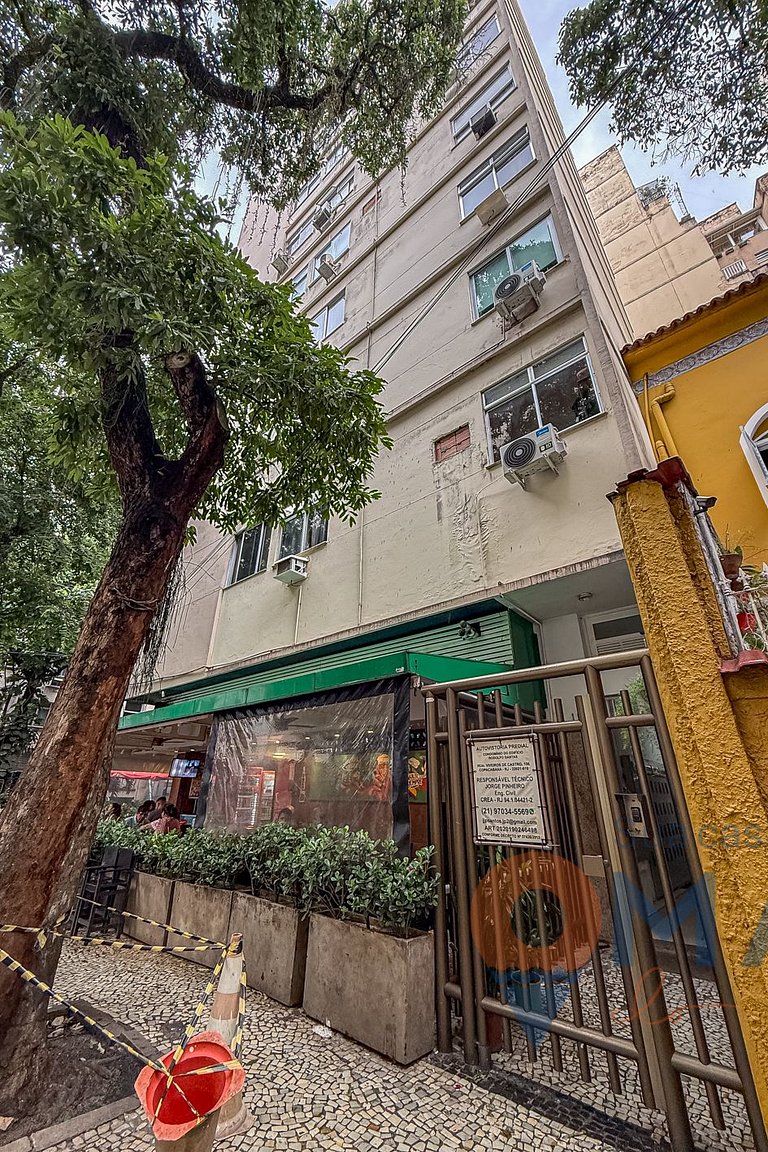 Studio em Copacabana: 4 min da Praia | MVC 156/901