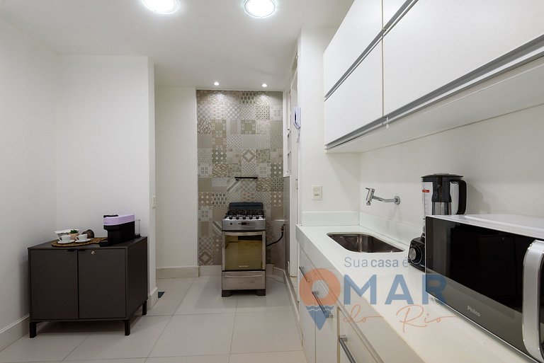 1BDR with Balcony 180m from the Beach | FS 35/303