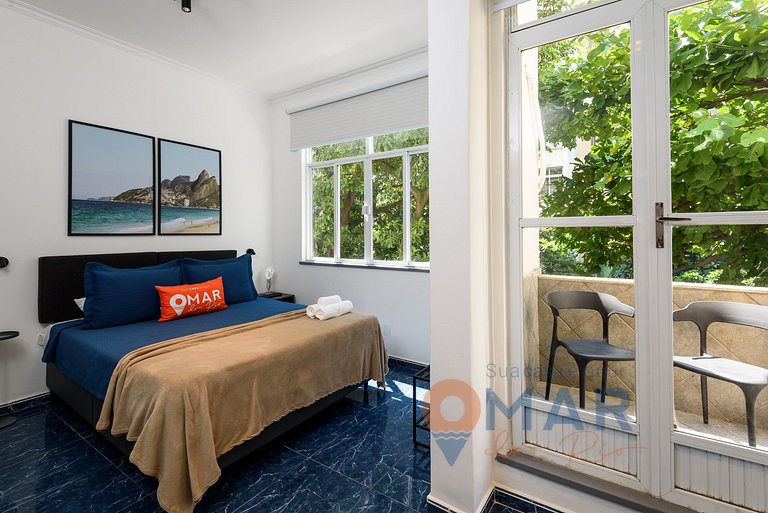 1BDR with Balcony 180m from the Beach | FS 35/303