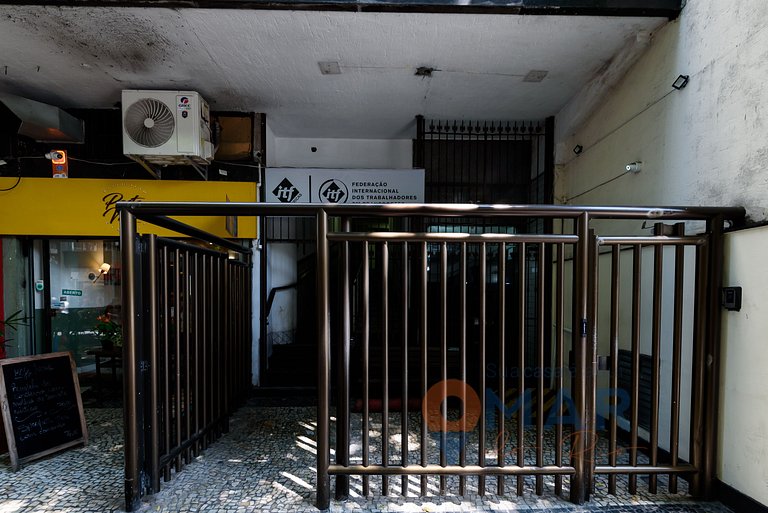 1 Quarto com Sacada a 180m da Praia | FS 35/303