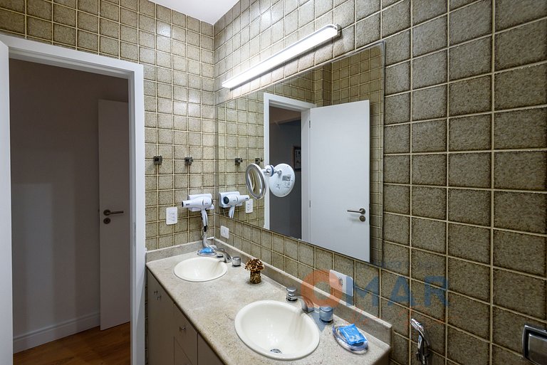 4 Bedrooms with Sea View and Parking | A 3916/1103