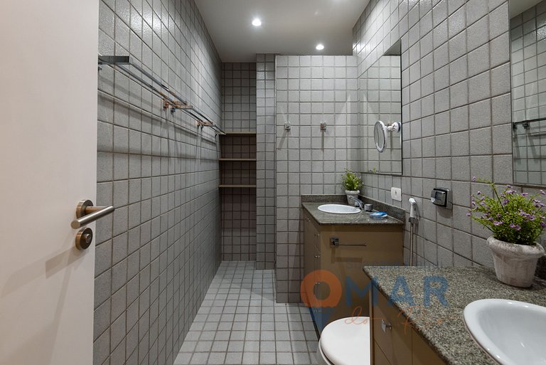 4 Bedrooms with Sea View and Parking | A 3916/1103