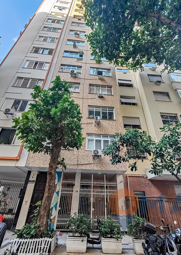 Decorated Studio 120m from the Beach | ACT 24/1104