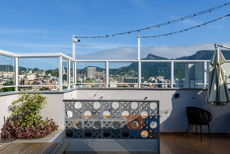 Charming 2BDRs in Downtown Rio | PMH 65/1420