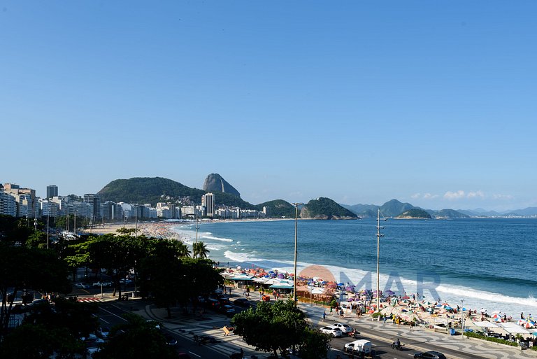 Classic 4BDRs Oceanfront with Garage | A 3484/602