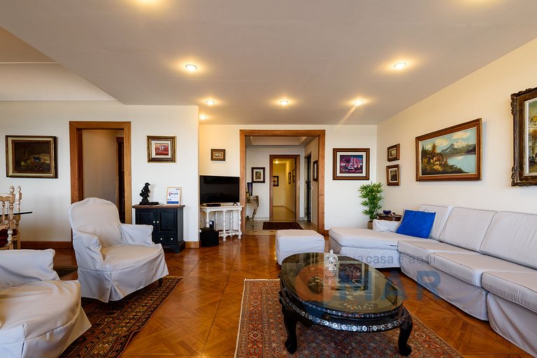 Classic 4BDRs Oceanfront with Garage | A 3484/602