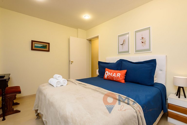 Classic 4BDRs Oceanfront with Garage | A 3484/602