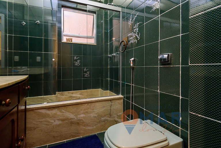 Classic 4BDRs Oceanfront with Garage | A 3484/602