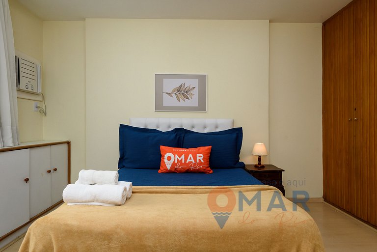 Classic 4BDRs Oceanfront with Garage | A 3484/602