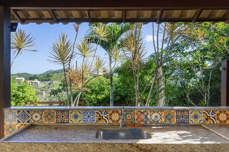 House in Cabo Frio, Gourmet Area and Pool | CDP402