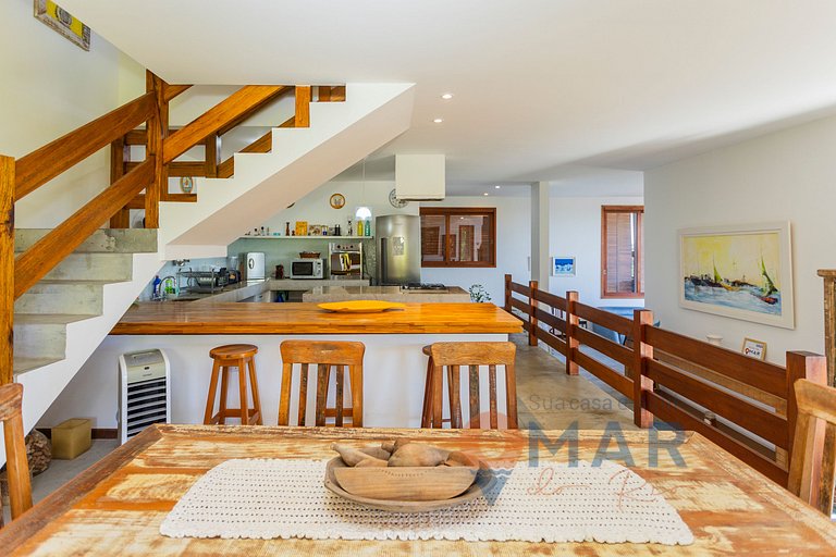 House in Cabo Frio, Gourmet Area and Pool | CDP402