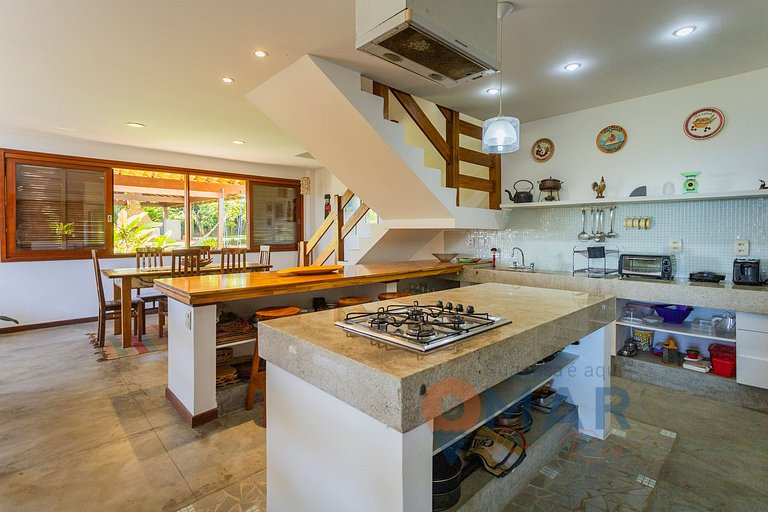 House in Cabo Frio, Gourmet Area and Pool | CDP402