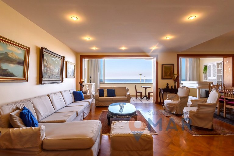 Classic 4BDRs Oceanfront with Garage | A 3484/602