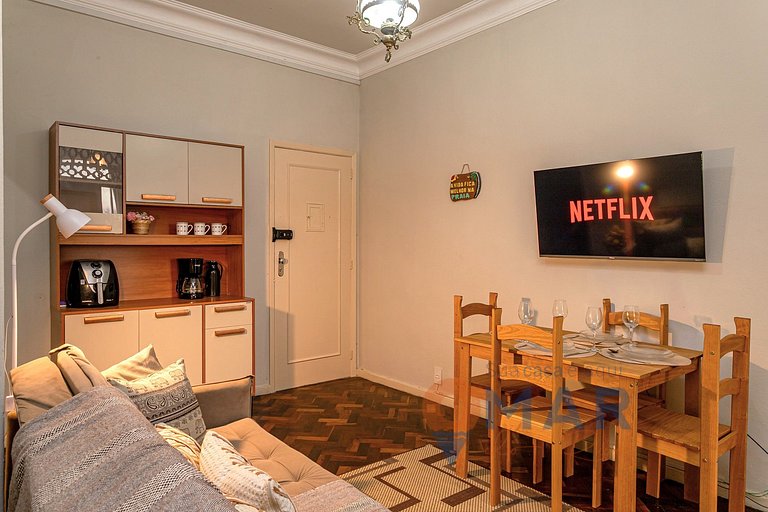 2BDRs 2 Minutes from Copacabana Beach | RE 85/602