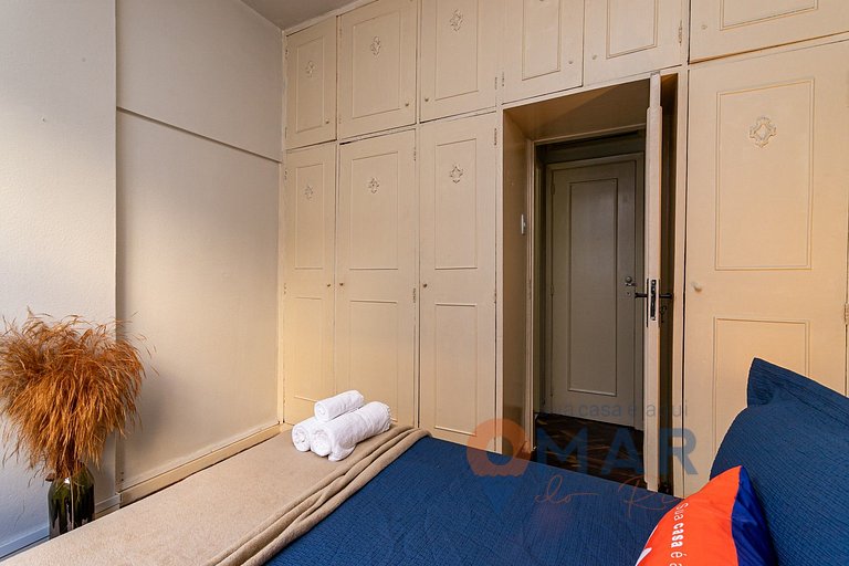 2BDRs 2 Minutes from Copacabana Beach | RE 85/602