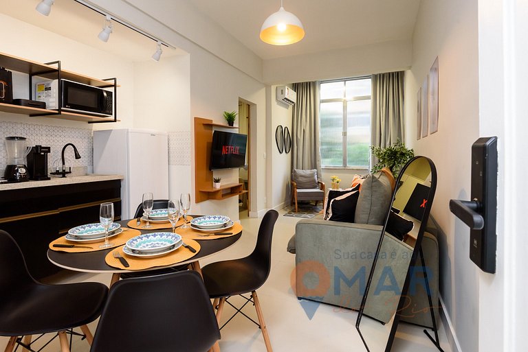 1BDR 7 Minutes from Copacabana Beach | BR 668/402
