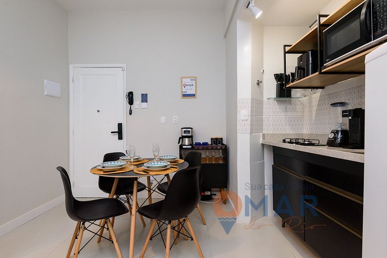 1BDR 7 Minutes from Copacabana Beach | BR 668/402