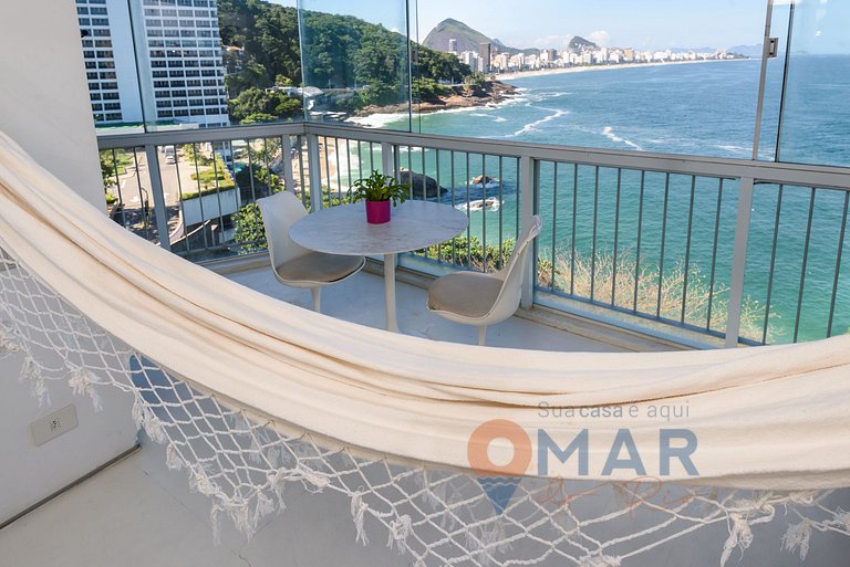 Moderno Apartamento com Vista Mar | V 90/102