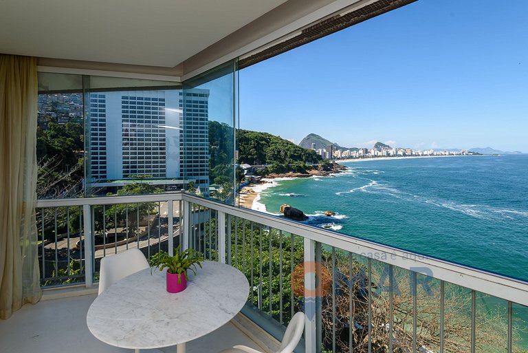 Moderno Apartamento com Vista Mar | V 90/102